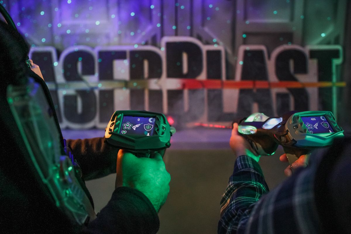 Laser tag premium